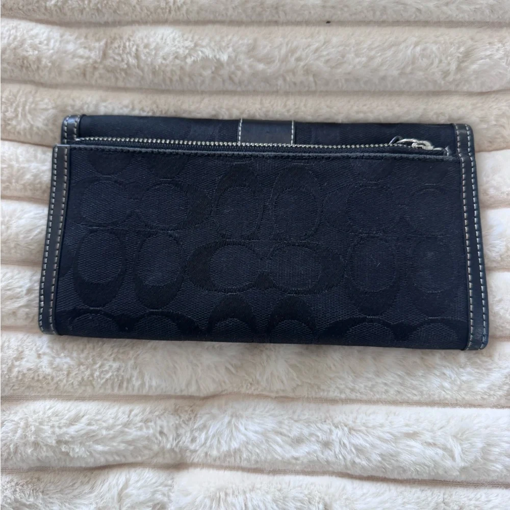 Coach Jacquard sign optic wallet